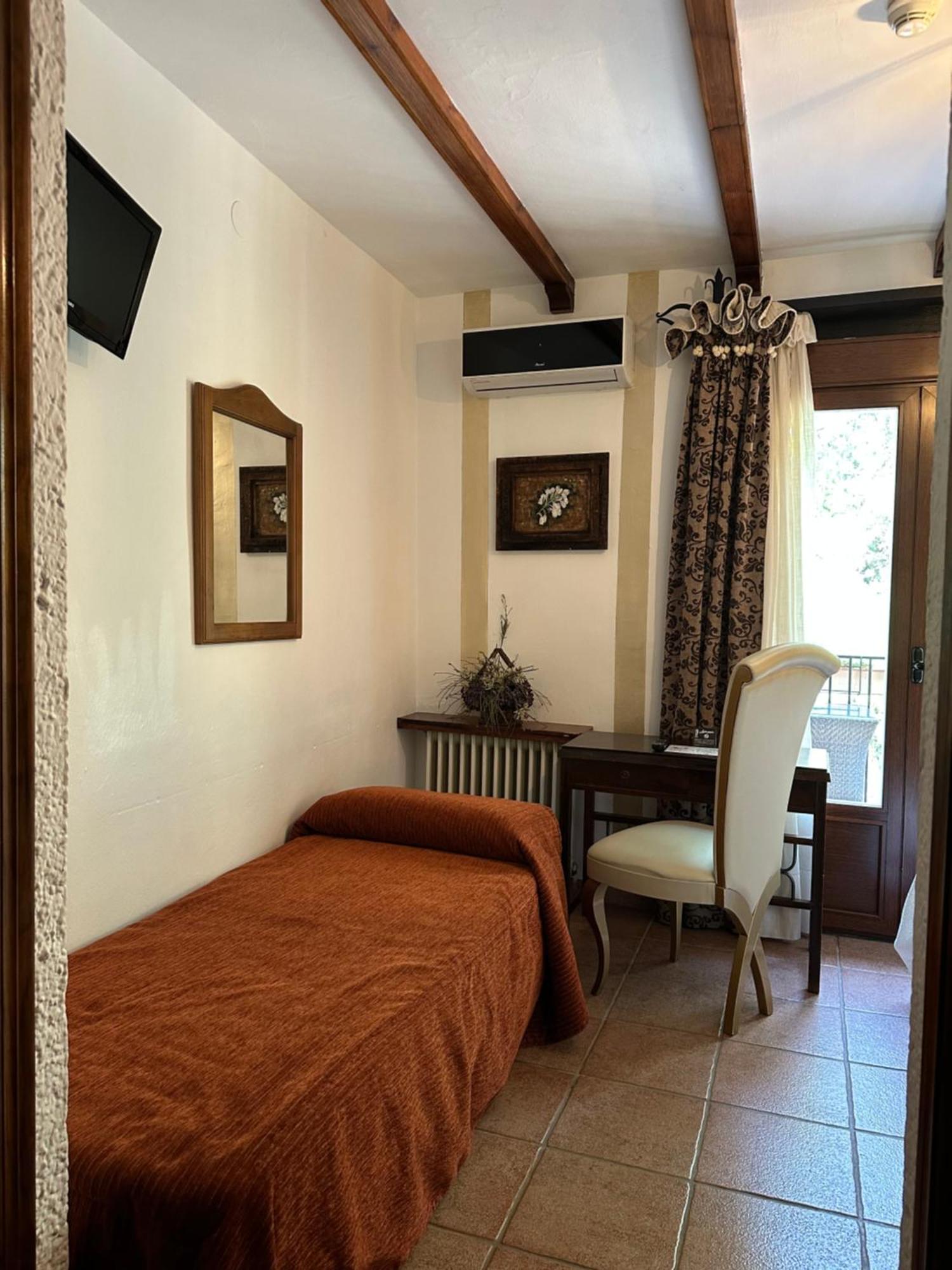 Hotel Rural Convento Santa Maria De La Sierra Арройо-Фрио Экстерьер фото